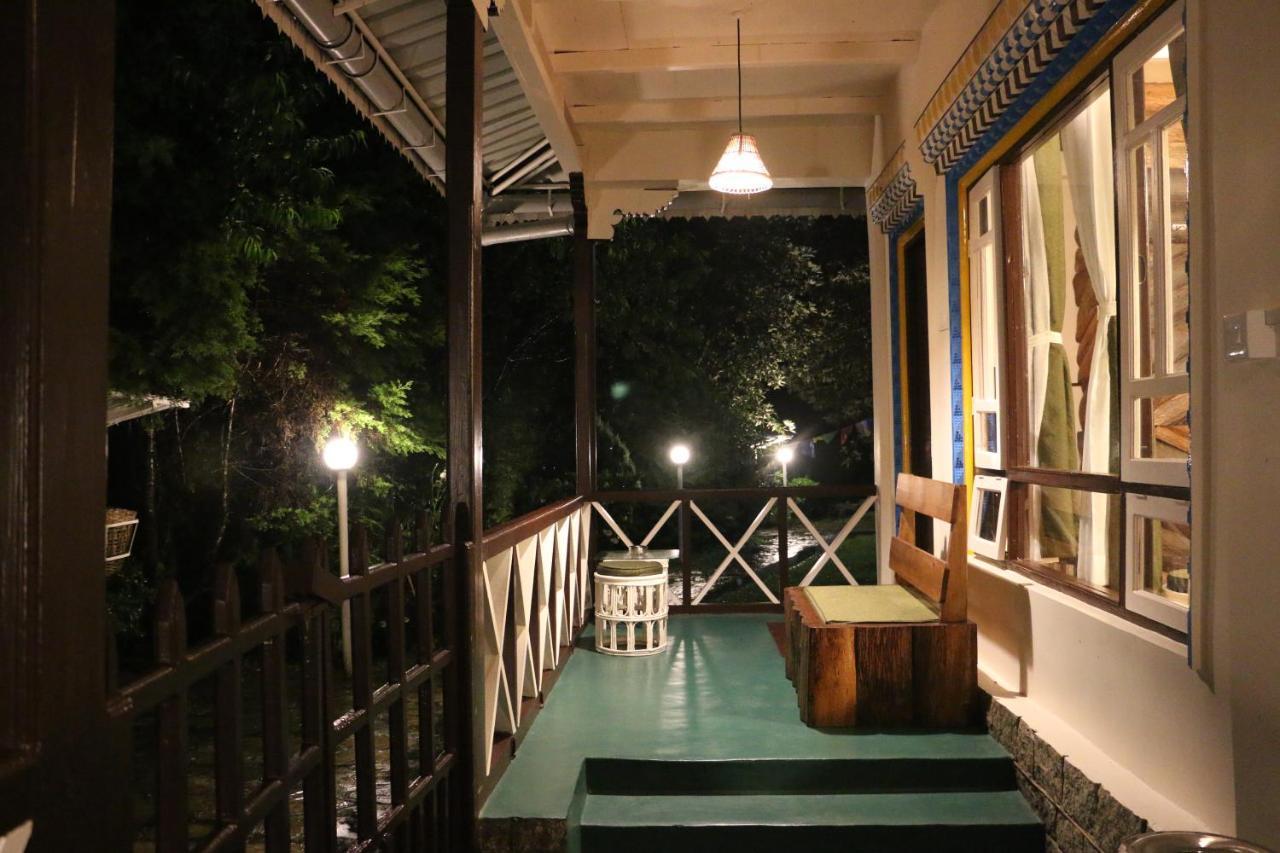 The Nettle And Fern Farmstay Pelling Exterior foto