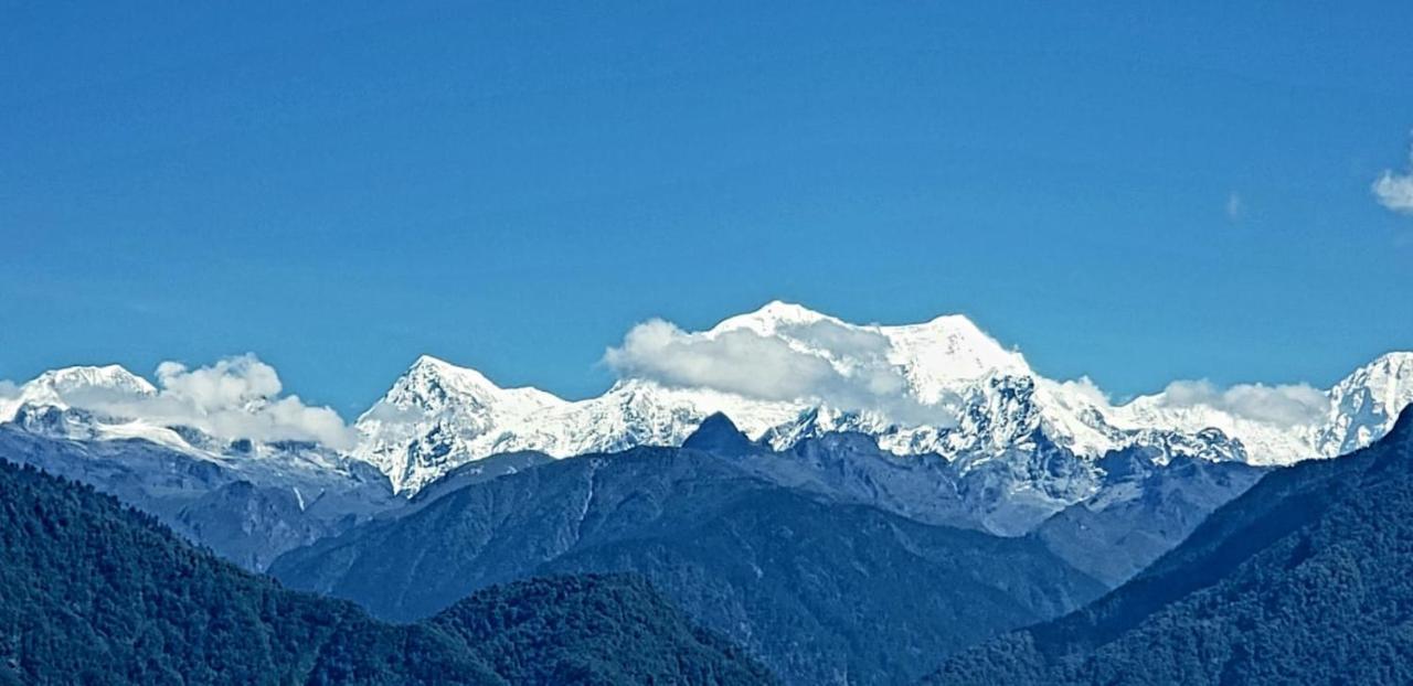 The Nettle And Fern Farmstay Pelling Exterior foto